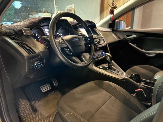 FORD福特 FOCUS  第8張相片