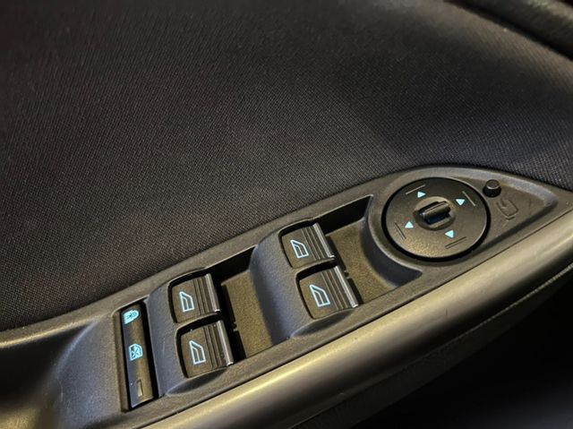 FORD福特 FOCUS  第16張相片