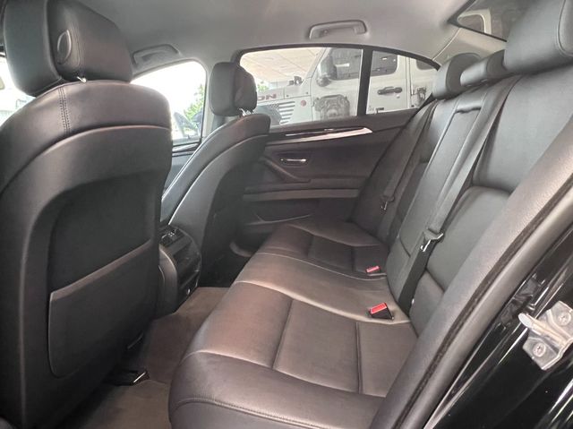 BMW寶馬 520D  第5張相片