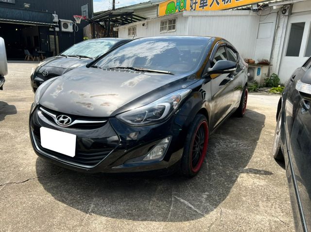 HYUNDAI現代 ELANTRA  第1張相片