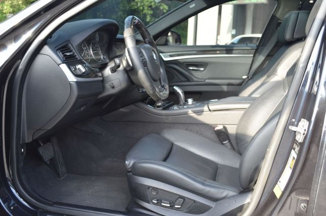 BMW寶馬 528I  第10張相片