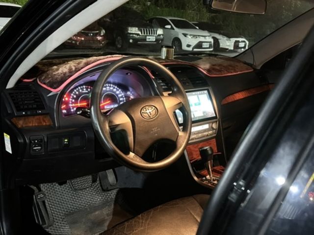 TOYOTA豐田 CAMRY  第3張相片
