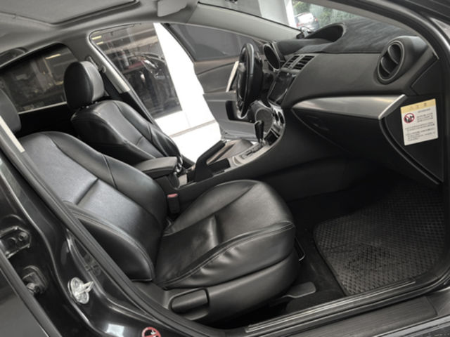 MAZDA馬自達 MAZDA 3  第13張相片