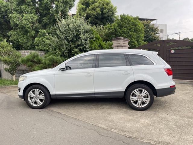 AUDI奧迪 Q7  第2張相片
