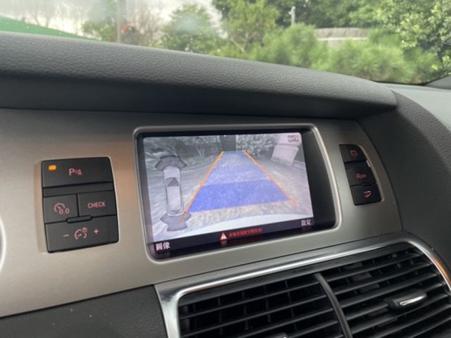 AUDI奧迪 Q7  第8張相片