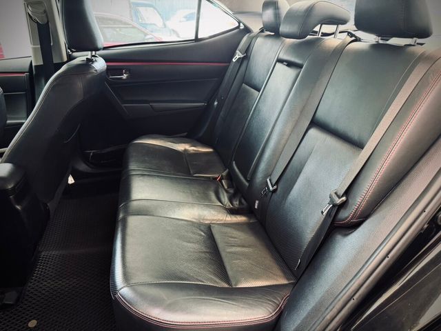 TOYOTA豐田 ALTIS  第3張相片