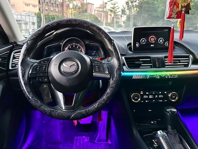 MAZDA馬自達 MAZDA 3  第2張相片