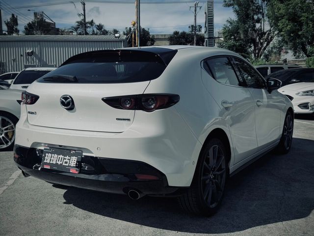MAZDA馬自達 MAZDA 3  第4張相片