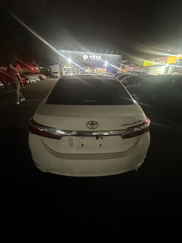 TOYOTA豐田 ALTIS  第4張相片