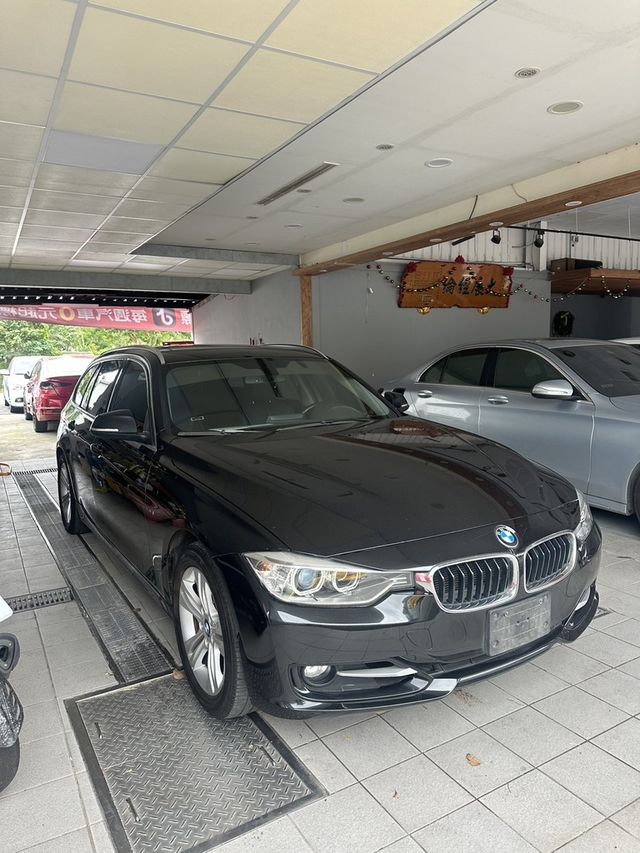 BMW寶馬 320I TOURING  第3張相片