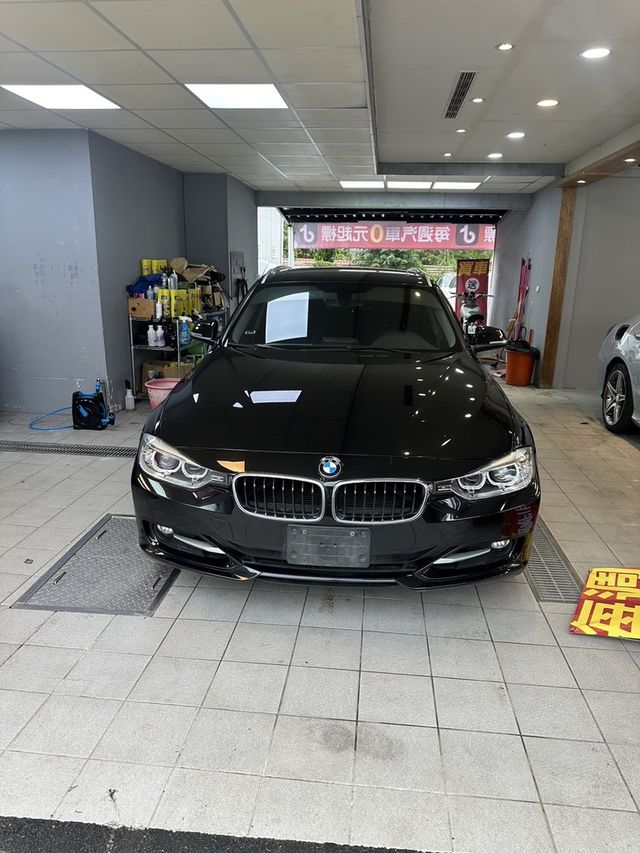 BMW寶馬 320I TOURING  第6張相片
