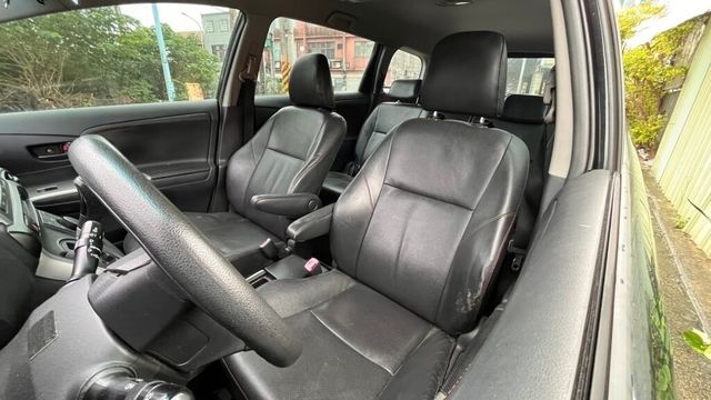 TOYOTA豐田 WISH  第4張相片