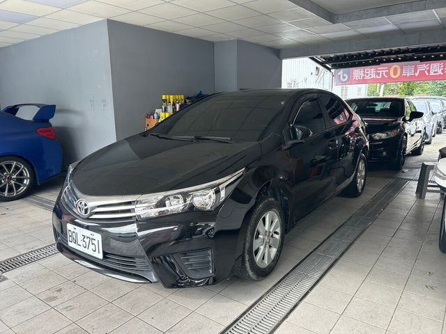 TOYOTA豐田 ALTIS  第2張相片