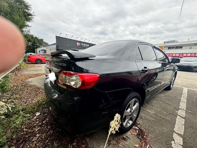 TOYOTA豐田 ALTIS  第4張相片