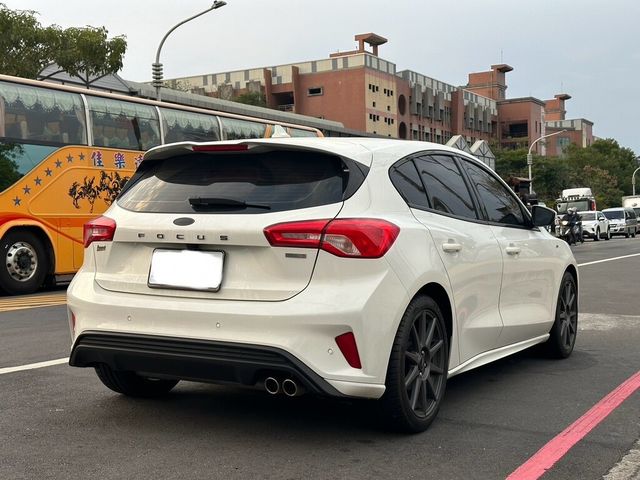 FORD福特 FOCUS  第3張相片