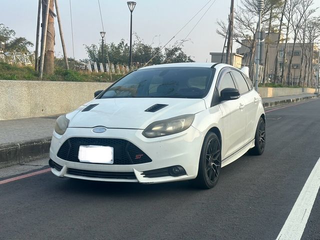FORD福特 FOCUS  第3張相片