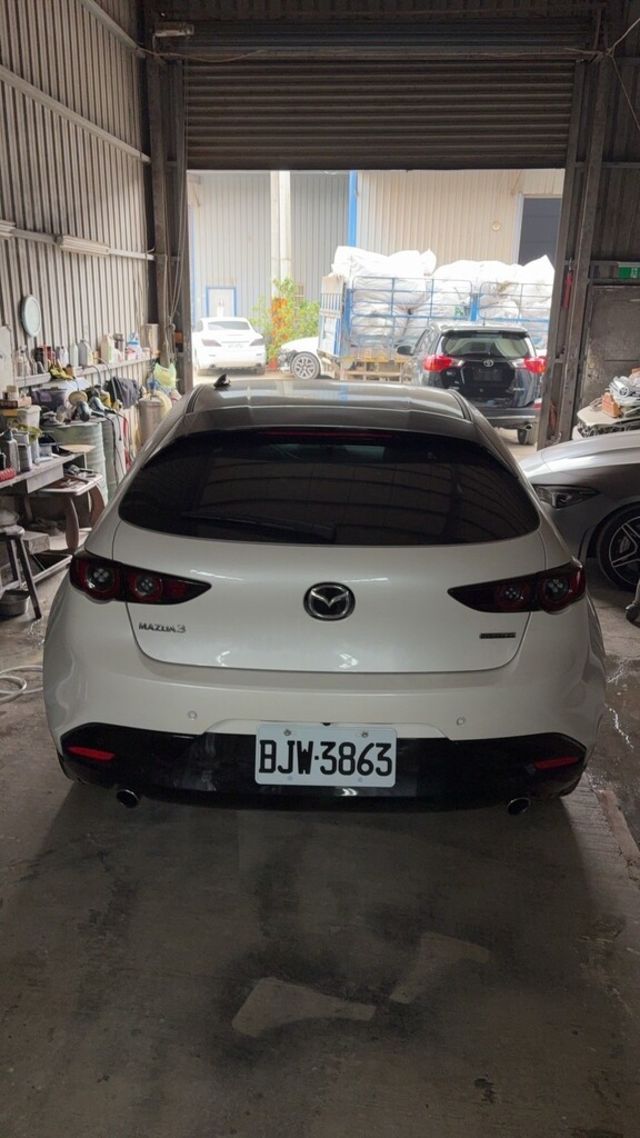 MAZDA馬自達 MAZDA 3  第3張相片