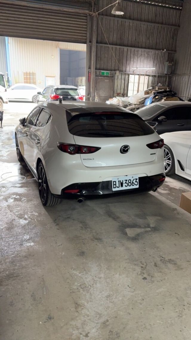 MAZDA馬自達 MAZDA 3  第7張相片