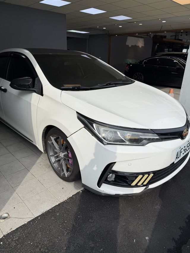 TOYOTA豐田 ALTIS  第1張相片