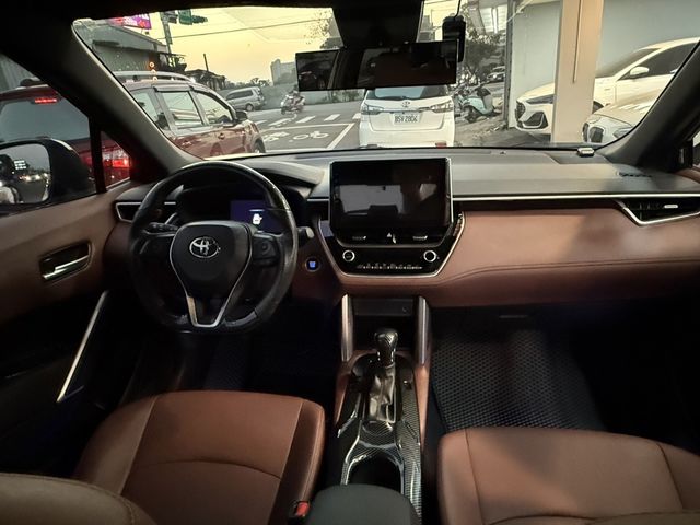 TOYOTA豐田 COROLLA CROSS  第9張相片
