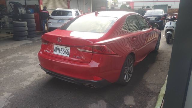 LEXUS凌志 IS 300  第2張相片