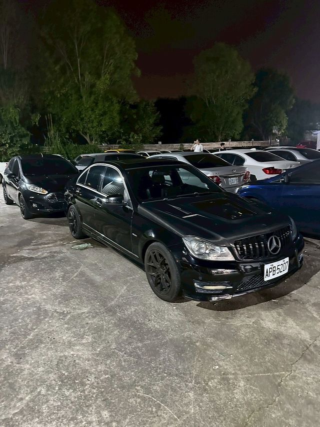 M-BENZ賓士 C250  第2張相片