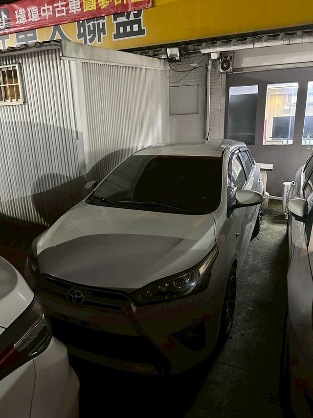 TOYOTA豐田 YARIS  第2張相片