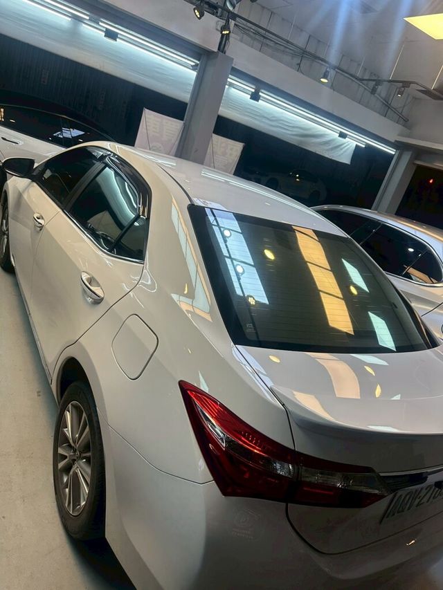 TOYOTA豐田 ALTIS  第4張相片
