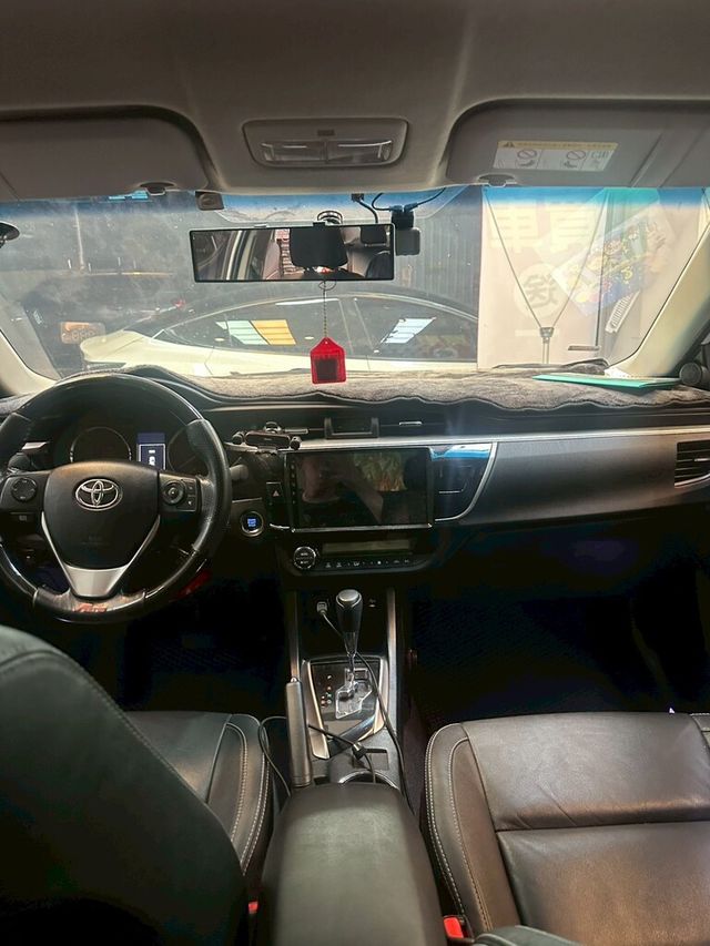TOYOTA豐田 ALTIS  第5張相片
