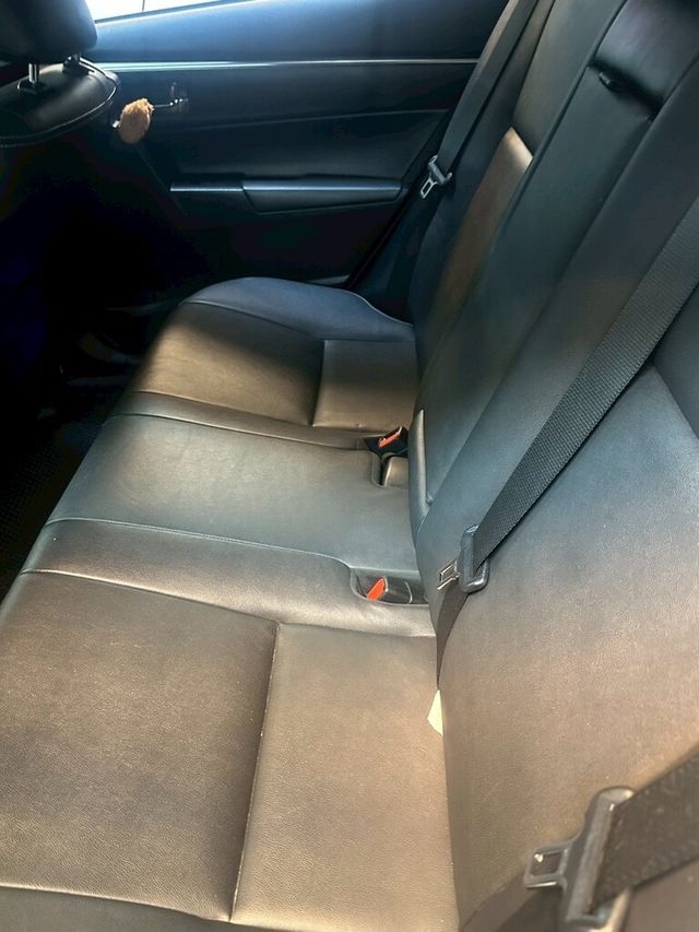 TOYOTA豐田 ALTIS  第6張相片