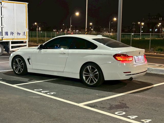 BMW寶馬 420I COUPE  第2張相片