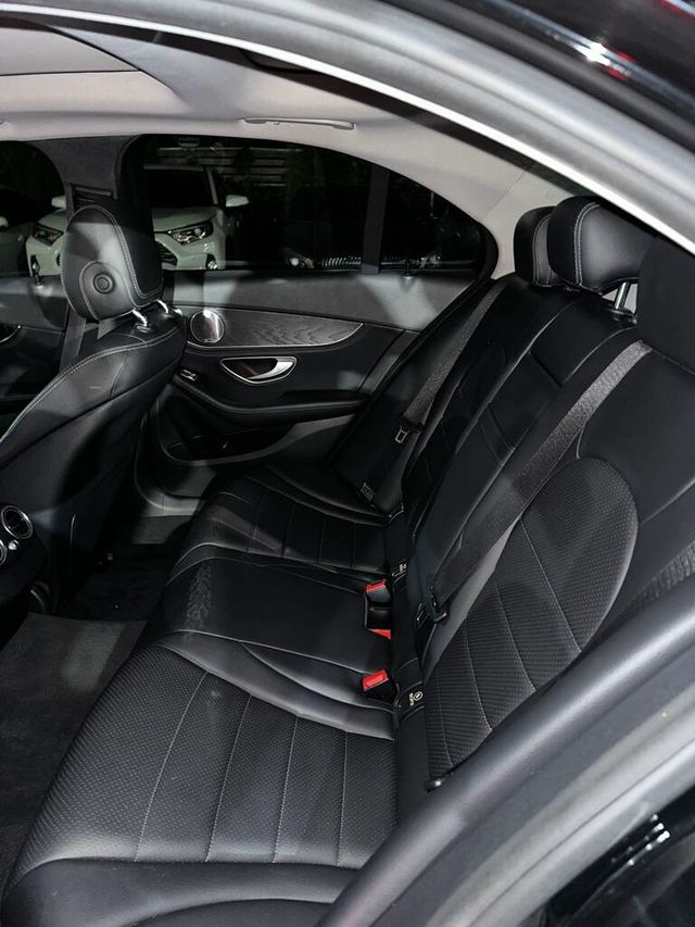 M-BENZ賓士 C300  第1張相片