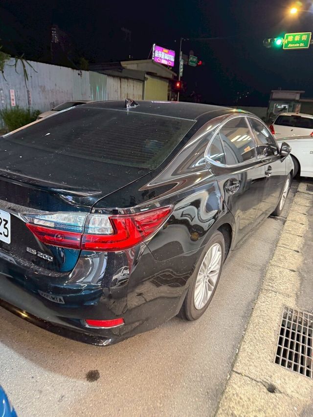 LEXUS凌志 ES200  第1張相片