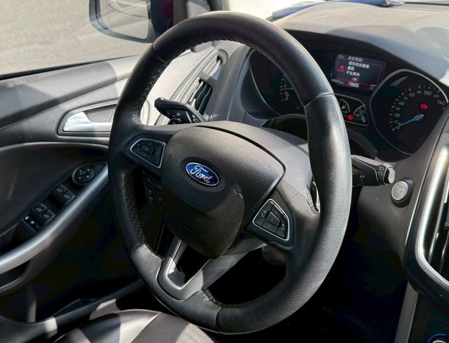 FORD福特 FOCUS  第14張相片