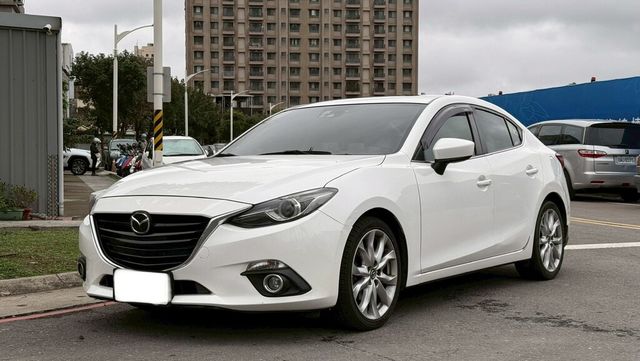 MAZDA馬自達 MAZDA 3  第1張相片