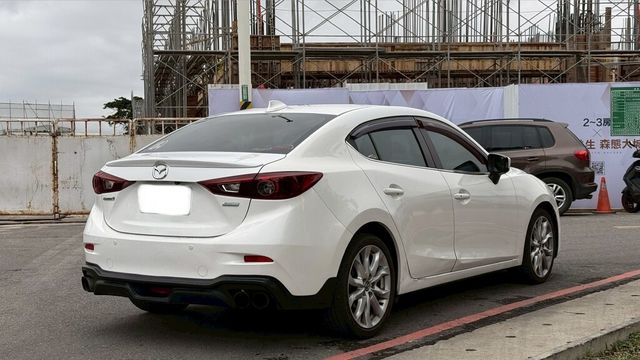 MAZDA馬自達 MAZDA 3  第17張相片