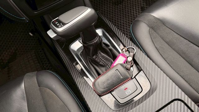 LUXGEN納智捷 U6 GT  第15張相片