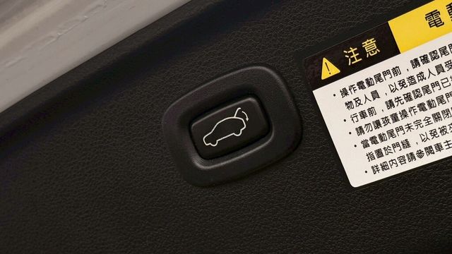 LUXGEN納智捷 U6 GT  第20張相片