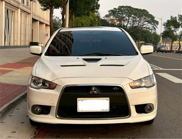 MITSUBISHI三菱 LANCER FORTIS  第5張相片