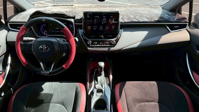 TOYOTA豐田 AURIS  第19張相片