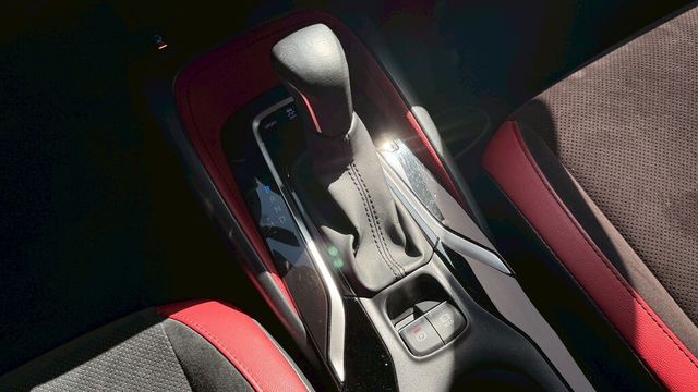 TOYOTA豐田 AURIS  第23張相片