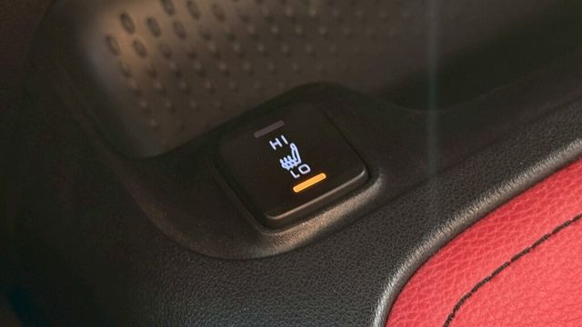 TOYOTA豐田 AURIS  第25張相片