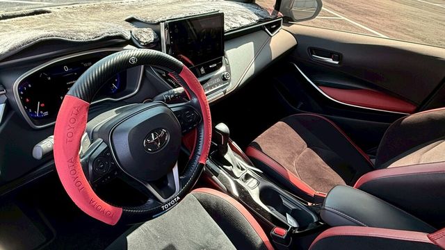 TOYOTA豐田 AURIS  第31張相片