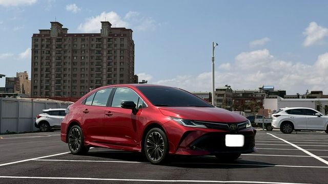 TOYOTA豐田 ALTIS  第3張相片