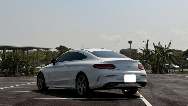 M-BENZ賓士 C300 COUPE  第5張相片