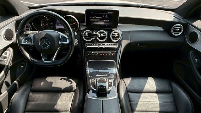 M-BENZ賓士 C300 COUPE  第12張相片