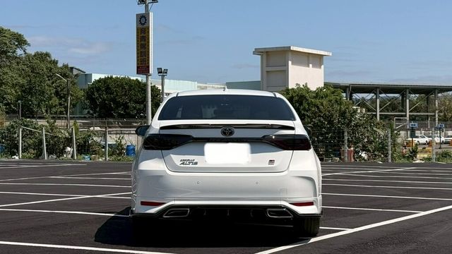 TOYOTA豐田 ALTIS  第5張相片