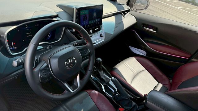 TOYOTA豐田 ALTIS  第17張相片