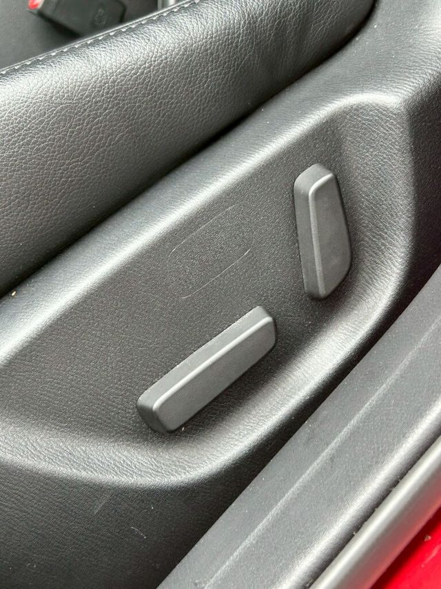 MAZDA馬自達 MAZDA 3  第16張相片