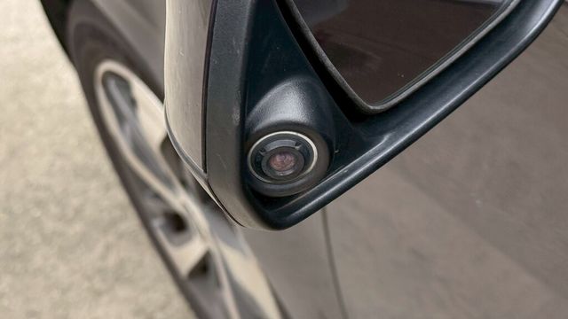 LUXGEN納智捷 S3  第8張相片